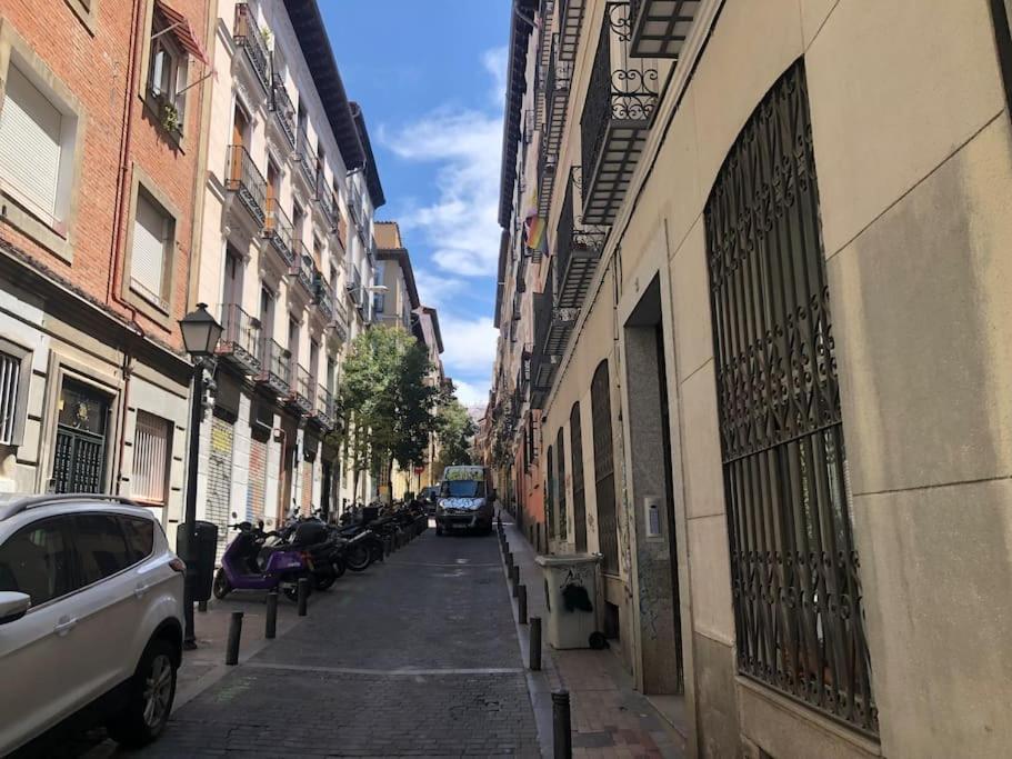 Tesoro Calle, Precioso Estudio Super Equipado Para Dos En Malasana Madrid Eksteriør billede